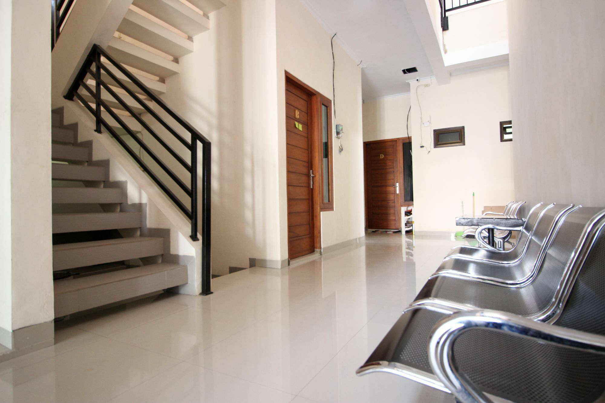 Reddoorz Plus Near Stie Ykpn 2 Maguwo Екстер'єр фото